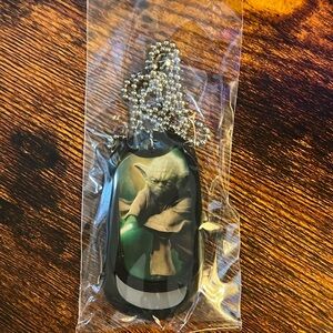 NWT Star Wars Yoda Rubber Silencer Double Dog Tag Pendant Necklace